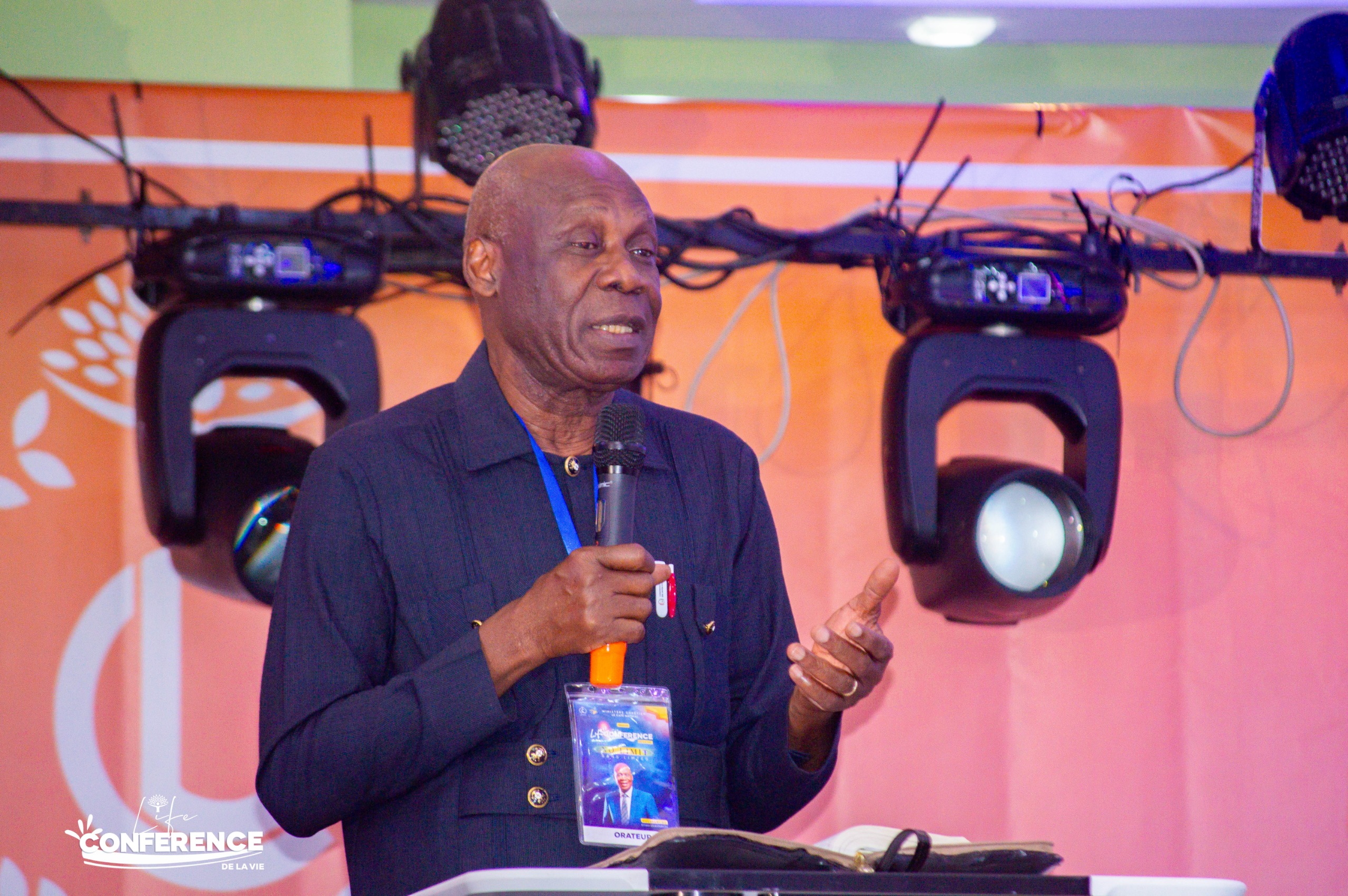 Le Patriarche Ernest OUEOUNOU Intervient à la Conférence de la Vie 2026